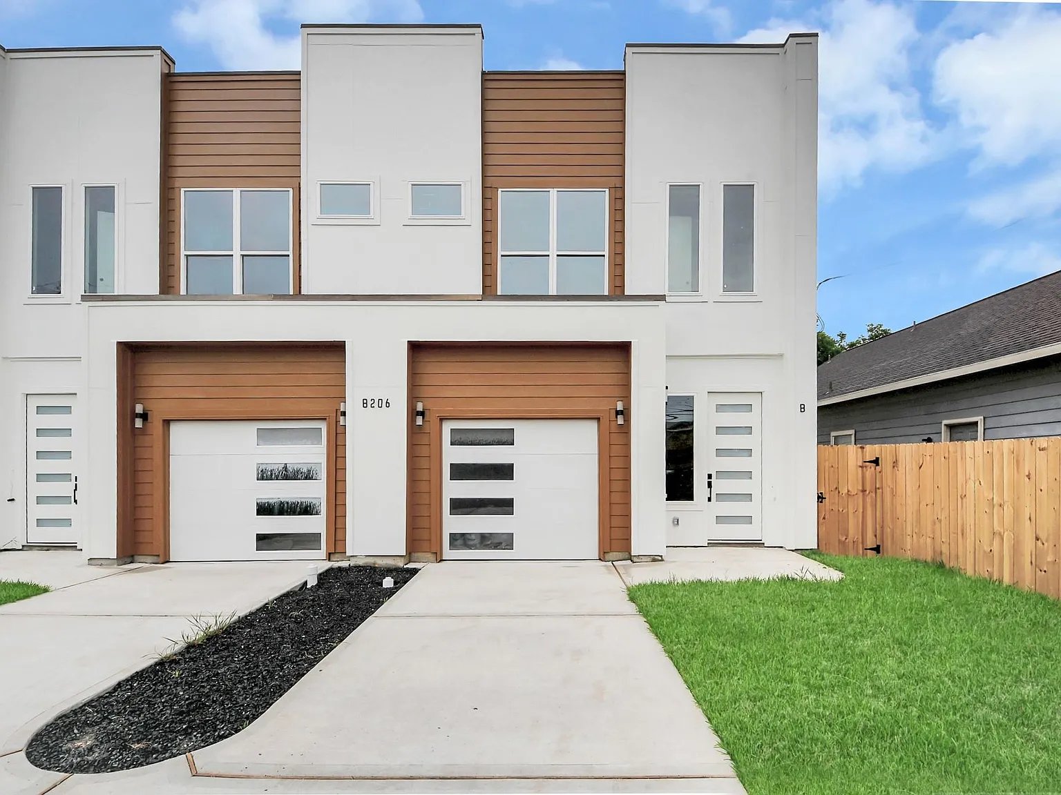 3 bed, 2.5 bath, $2,800 — Photo 3