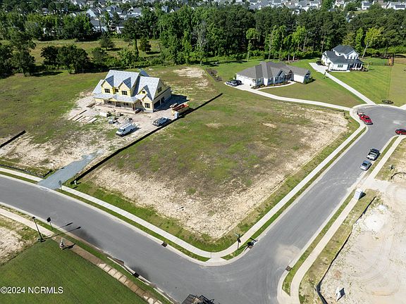 3rd image of 50 W Scarborough Court