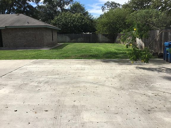 4th image of 304 Franklin Blvd #B
