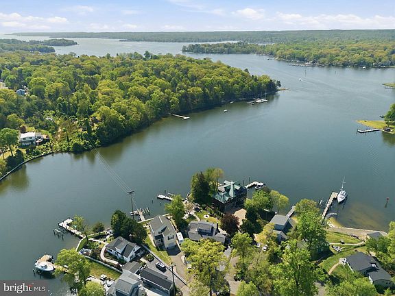 4th image of 426 Riverside Dr