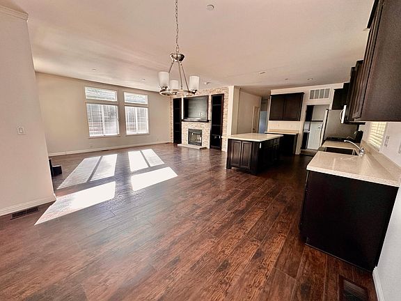 4th image of 54327 Pine Crest Ave