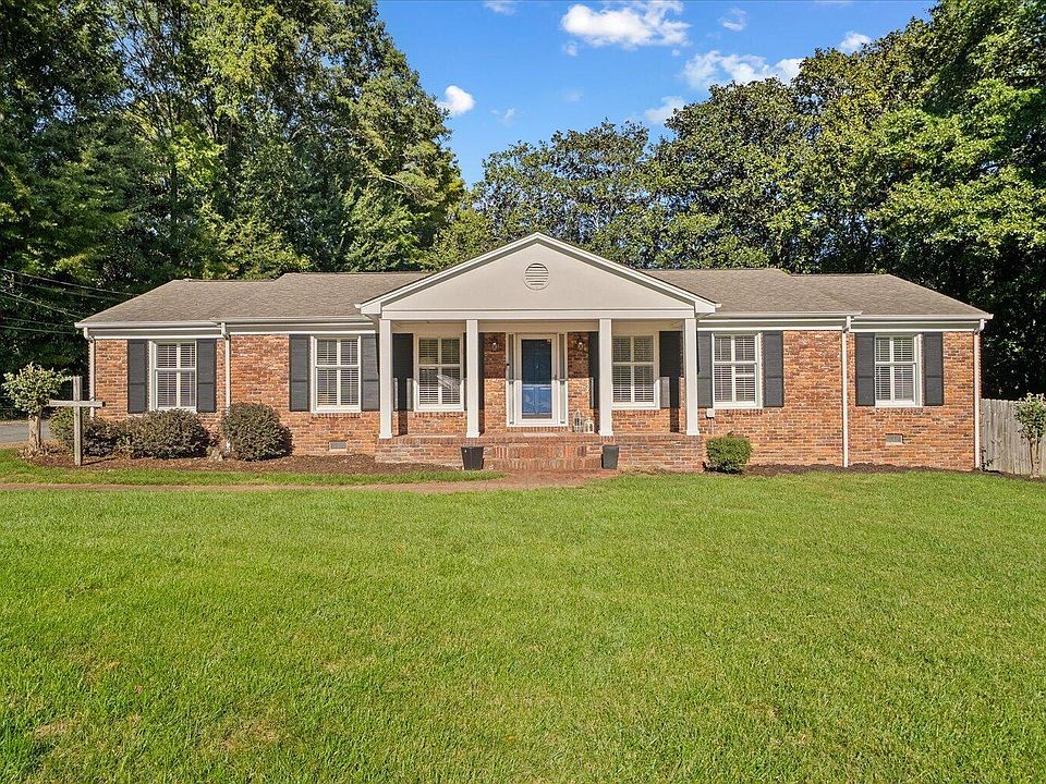 1st image of 1501 Elaine Way
