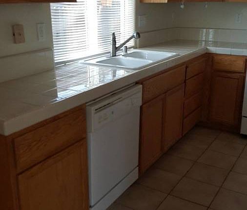 5th image of 8669 Melville Dr