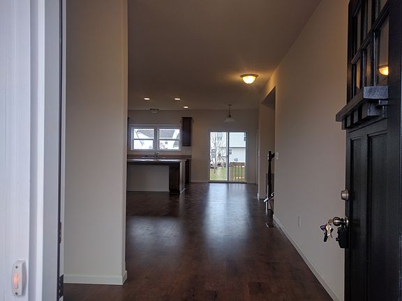 2nd image of 5325 Folsom Dr