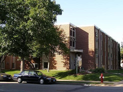 727 University Ave SE — Photo 6