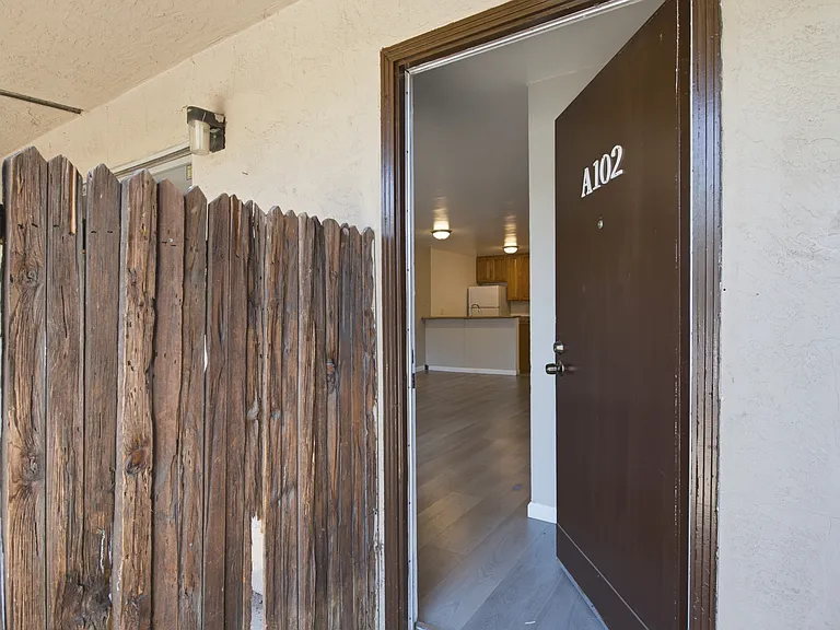340 Industrial Parkway — Photo 7