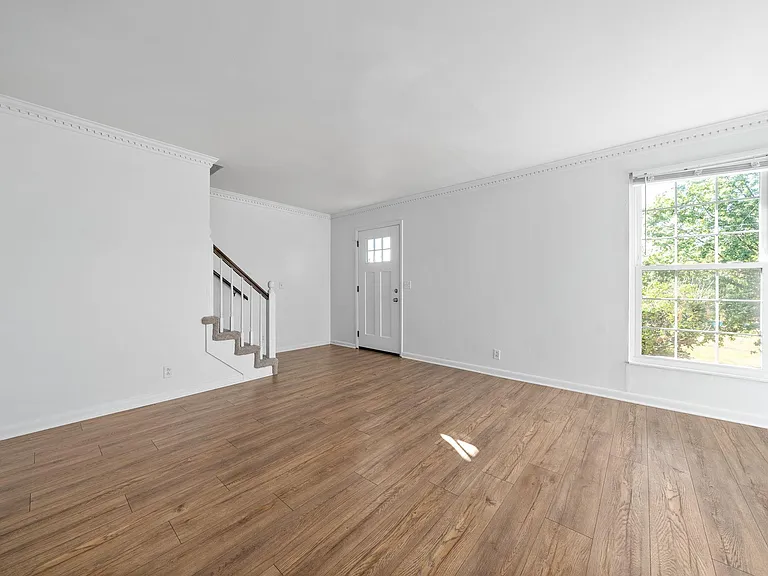 5600 Country Dr #316 — Photo 7