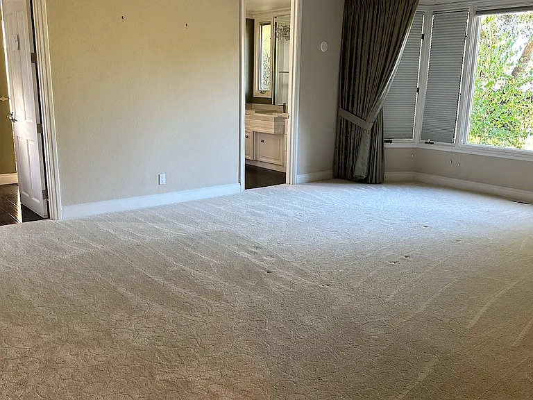 2040 Forest View Ave — Photo 10