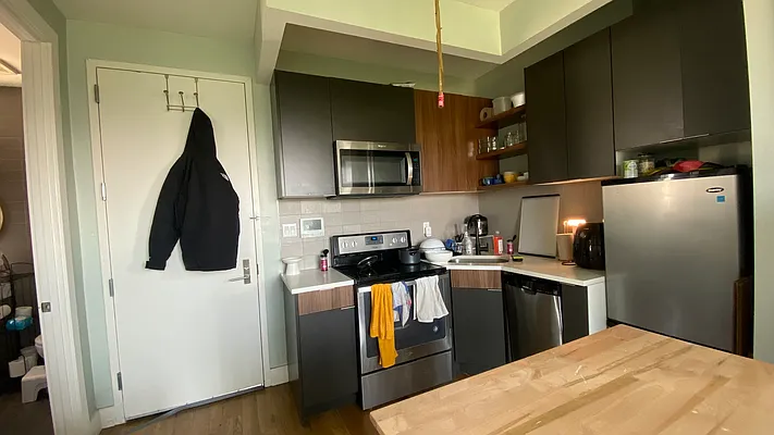 Rented by Nooklyn NYC LLC | media 4