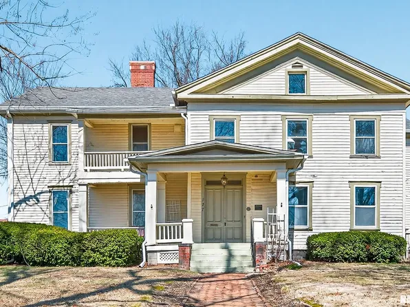 127 E North St, Galesburg, IL 61401