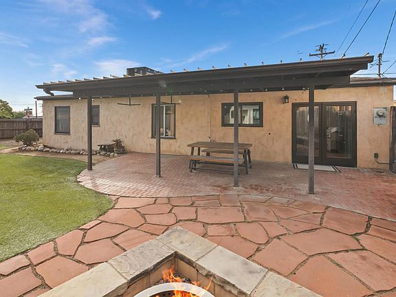 5th image of 4407 Dakota Dr