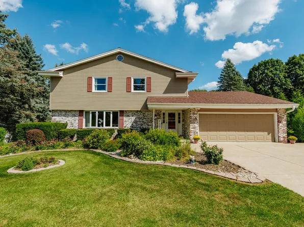 W266N6560 Top-O-Hill DRIVE, Sussex, WI 53089