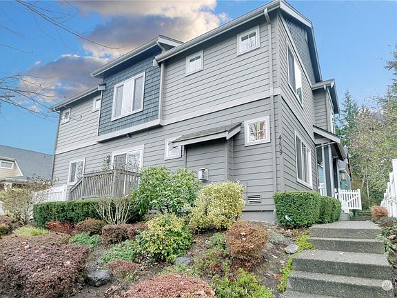3rd image of 4809 Bering St