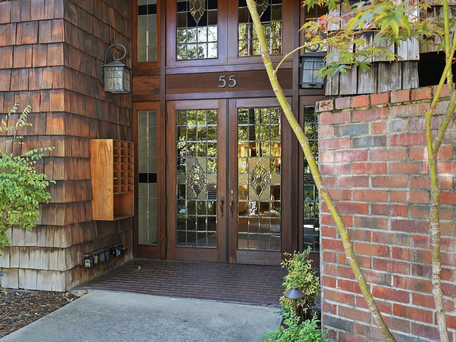 2 bed, 1600 sqft, $6,950 — Photo 2
