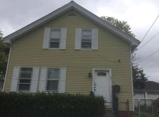 29 Vandewater St, Providence, RI 02904