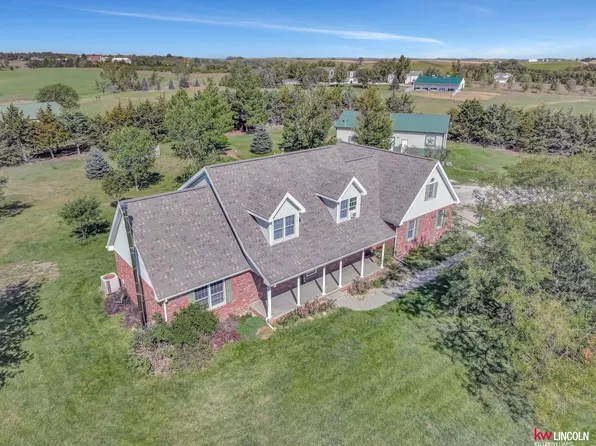 11401 NW 70th St, Raymond, NE 68428