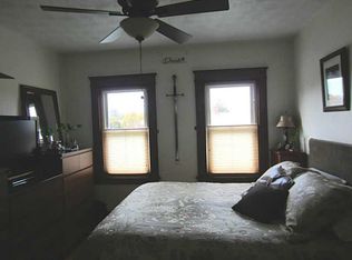 29 Bourne St #3, Bristol, RI 02809