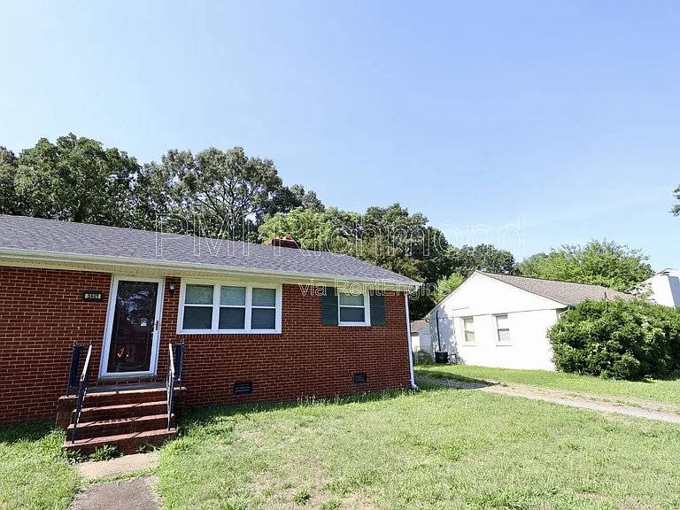 5601 Eunice Dr — Photo 3