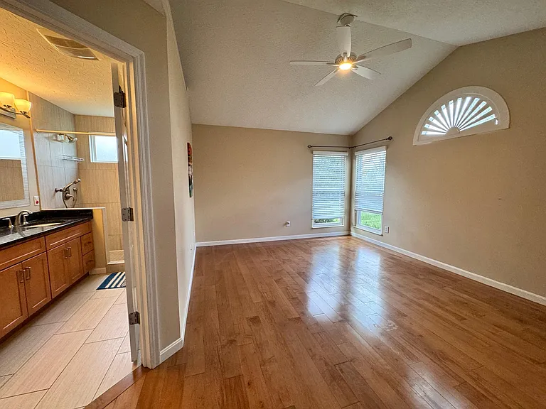 6148 Lakelyn — Photo 11