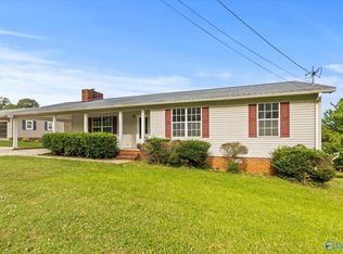 3229 Lakeland Rd, Guntersville, AL 35976