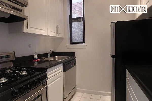 Rented by Citi Habitats | media 25