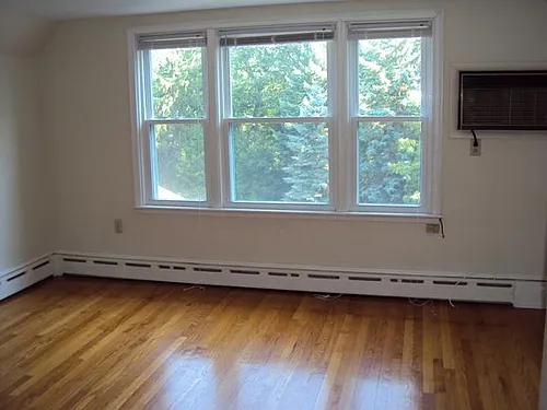 32 Forbus St Photo 1
