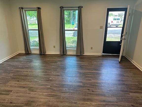 Front door -- Family room