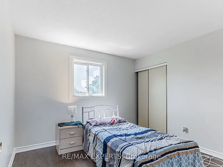 135 Livingstone St W #UPPER — Photo 13