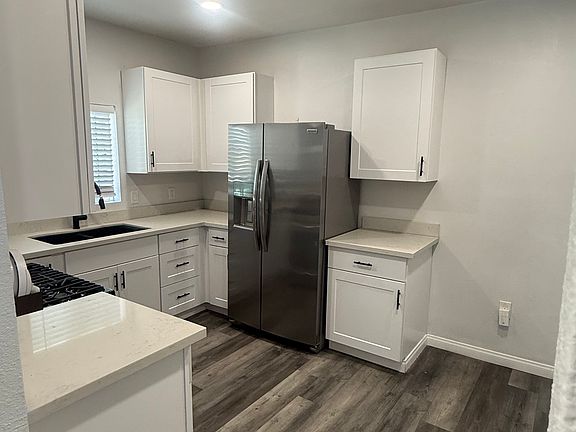 2nd image of 619 S 30th St
