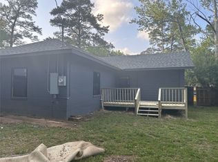 615 W Dallas St, Conroe, TX 77301