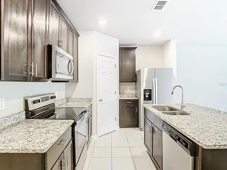 1578 Grand Rue Dr — Photo 6