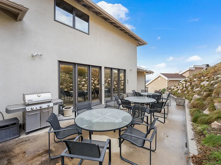 4887 S Mountain Ln — Photo 11