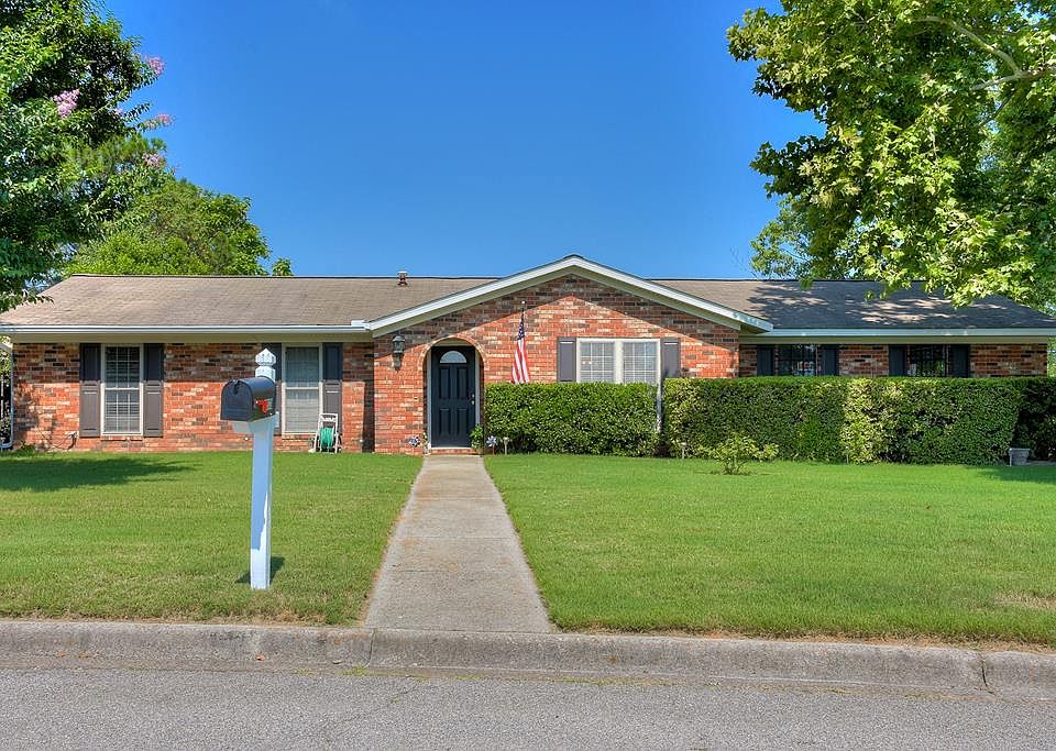 1st image of 3633 Spanish Trace Dr