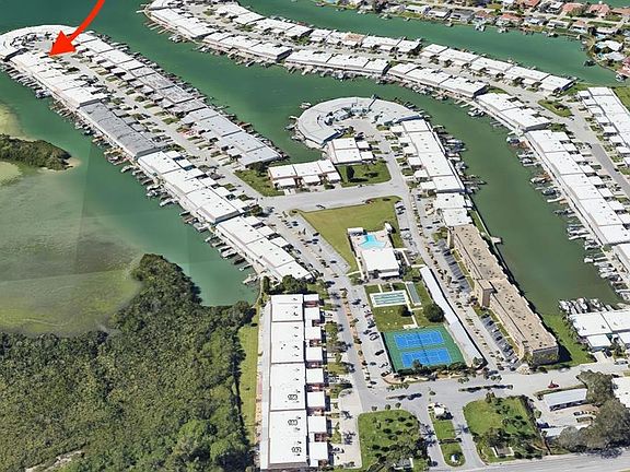 3rd image of 636 Boca Ciega Point Blvd S