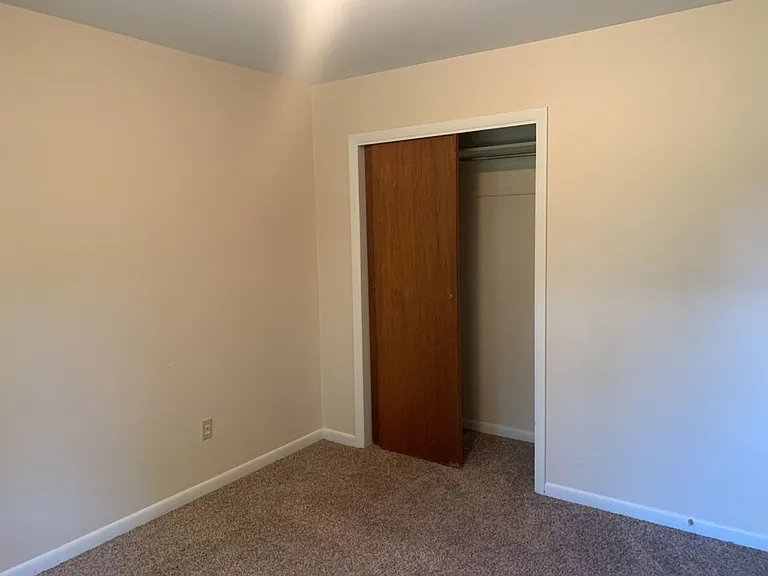 320 Del Clair Rd — Photo 13