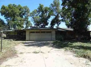 1520 66th St NW, Minot, ND 58703