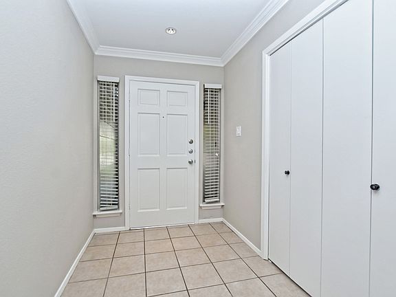 3rd image of 12100 Sage Hen Ct