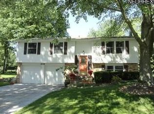 618 Laurelwood Dr SE, Warren, OH