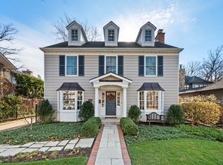 535 E North Ave, Lake Bluff, IL 60044