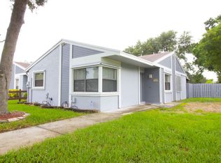 7966 NW 41st Ct, Sunrise, FL 33351