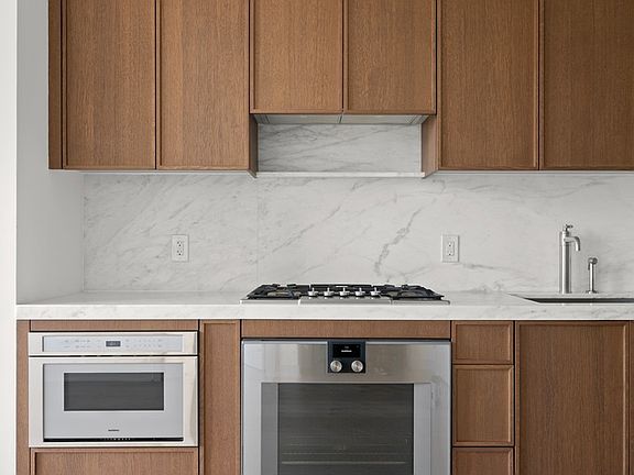4th image of 115 York St #4J