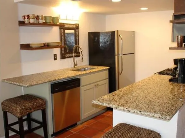 1800 Lavaca St #A-306, Austin, TX 78701