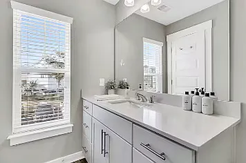3 bed, 2.5 bath, 1554 sqft, $2,850 — Photo 3