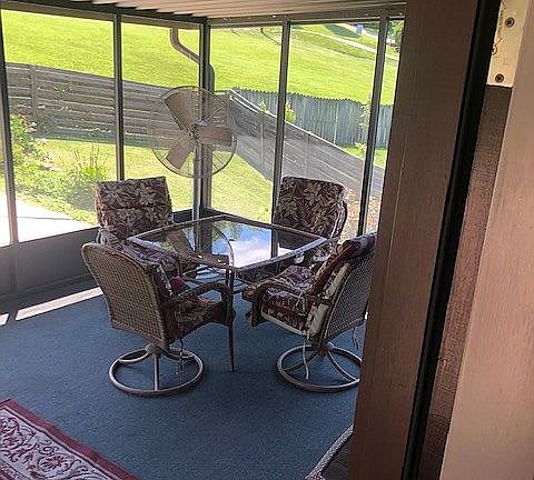 patio off master suite right