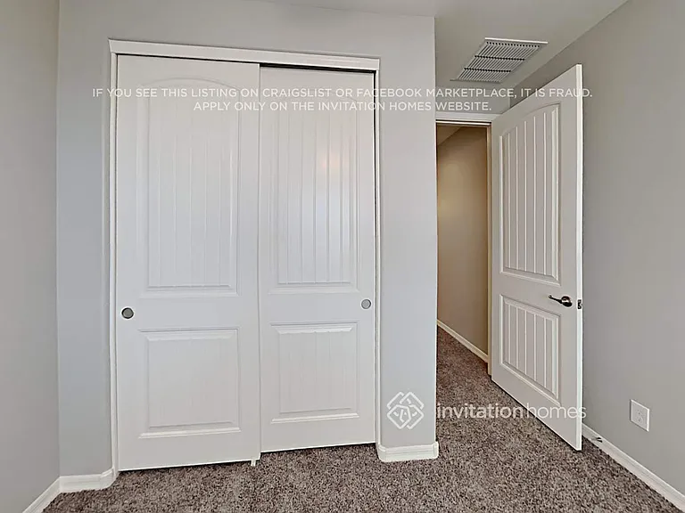 1636 N 209th Ave — Photo 14