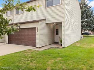1126 E 12th St, Gillette, WY 82716