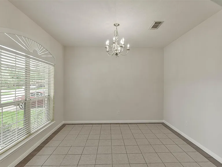 15707 Sandisfield Ln — Photo 5