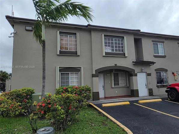 8000 W 28th Ct Unit 201, Hialeah, FL 33018