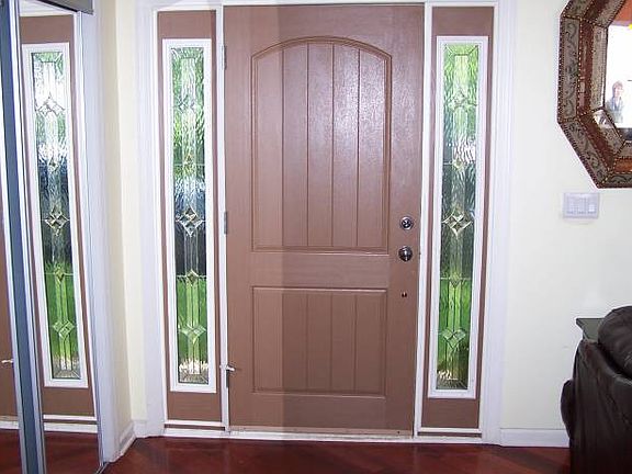 FRONT DOOR SIDE LIGHT WIN