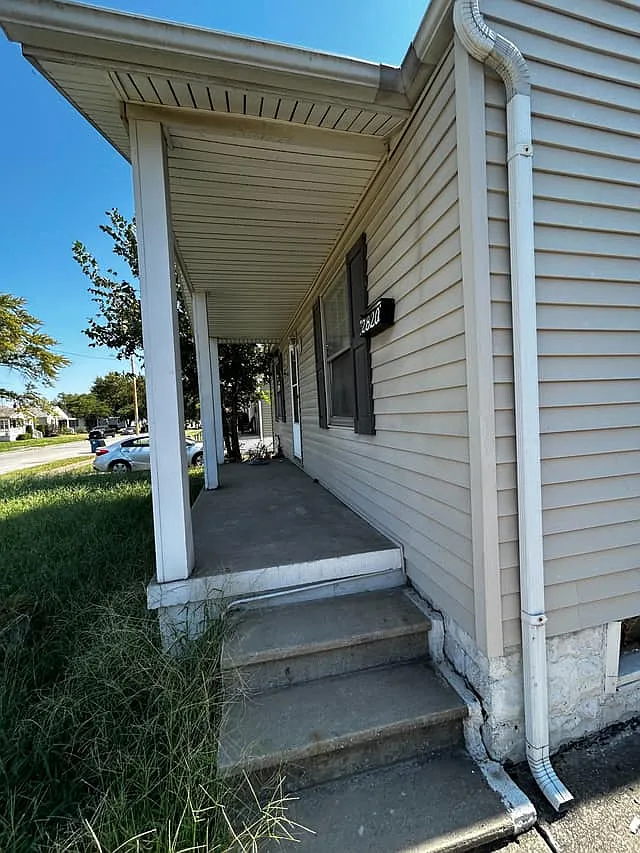 2 bed, 870 sqft, $650 — Photo 4